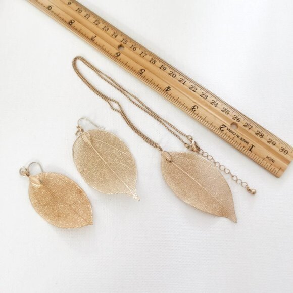 Anthropologie Golden Leaf Earrings & Necklace Set - Picture 3 of 6